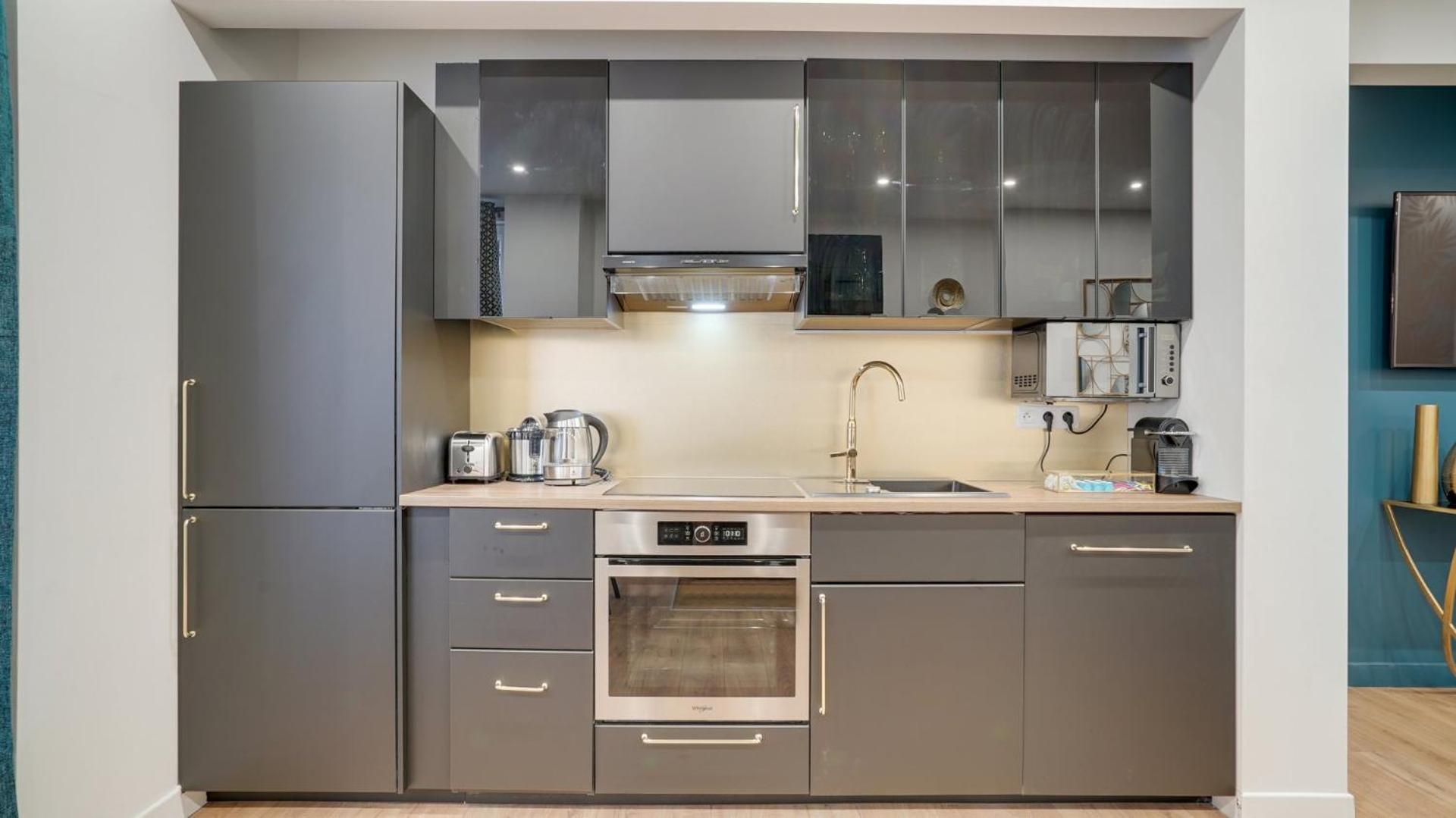 144 Suite Bebesse - Superbe Appartement A パリ エクステリア 写真