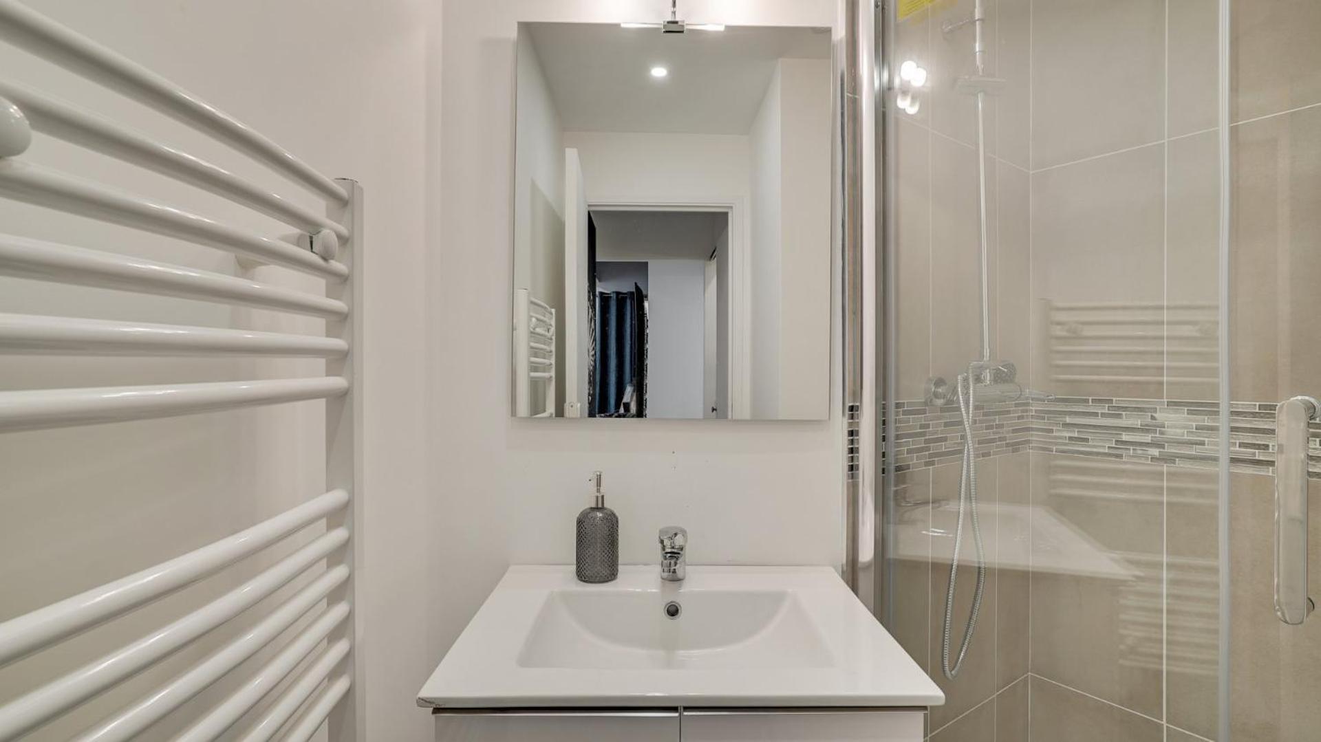 144 Suite Bebesse - Superbe Appartement A パリ エクステリア 写真